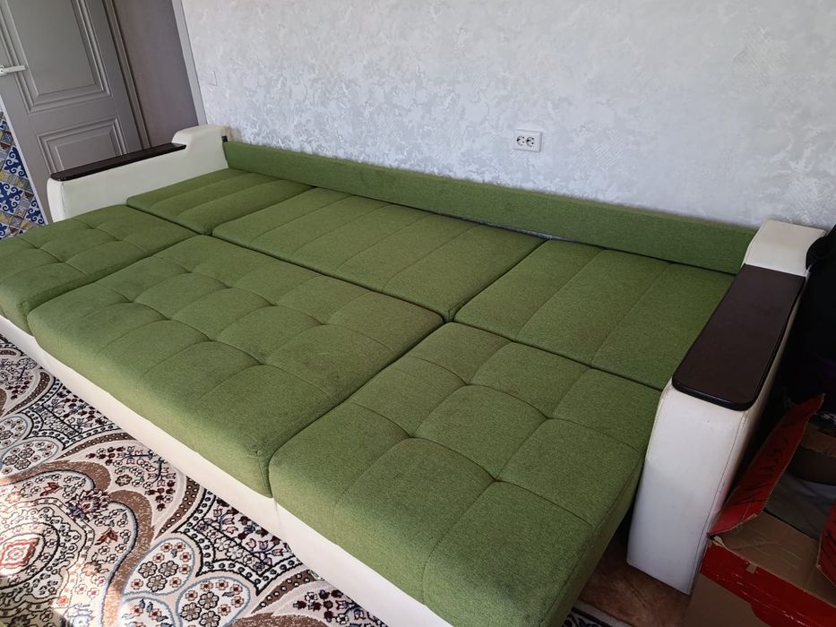 Продам диван б/у