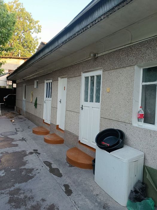 Продаётся дом в центре города не спеша не торопясь без маклеров