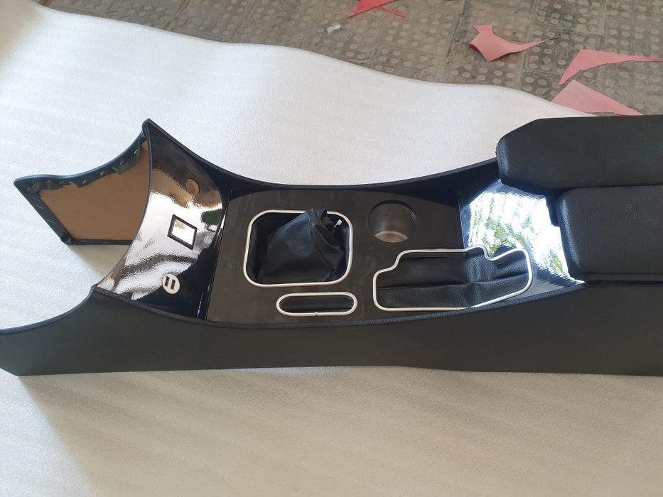 Lasetti mehanikaga bar