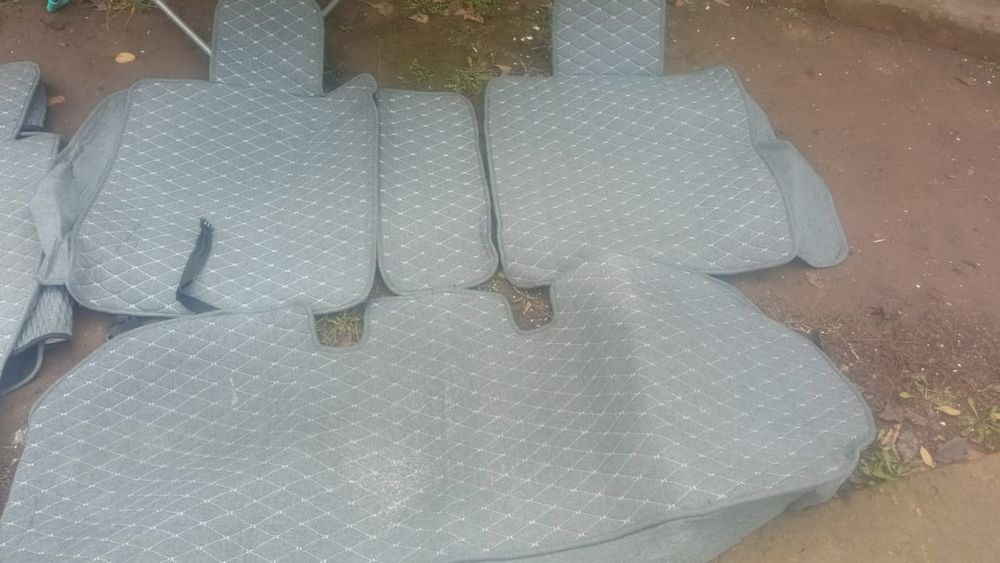 Чехлы на сиденья автомобиля