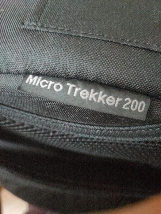 Раница за камера -Lowepro Micro Trekker 200