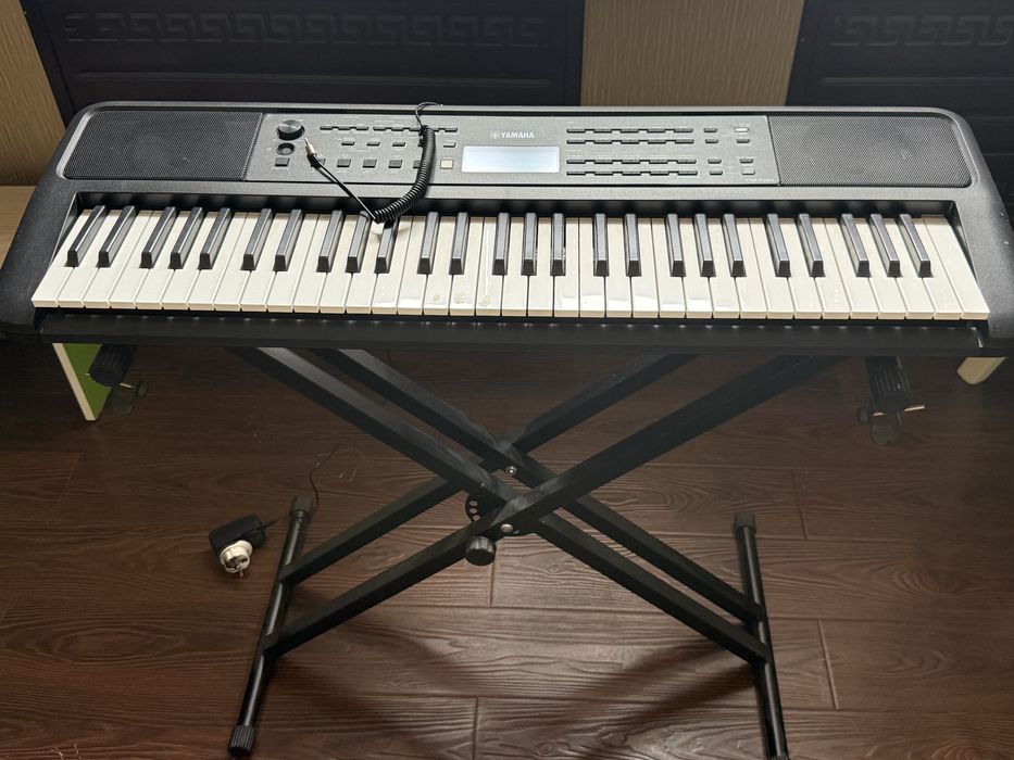 Синтезатор YAMAHA PSR-E383