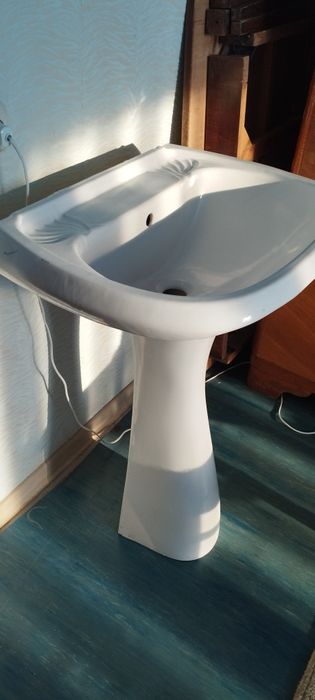 Раковина для ванной.