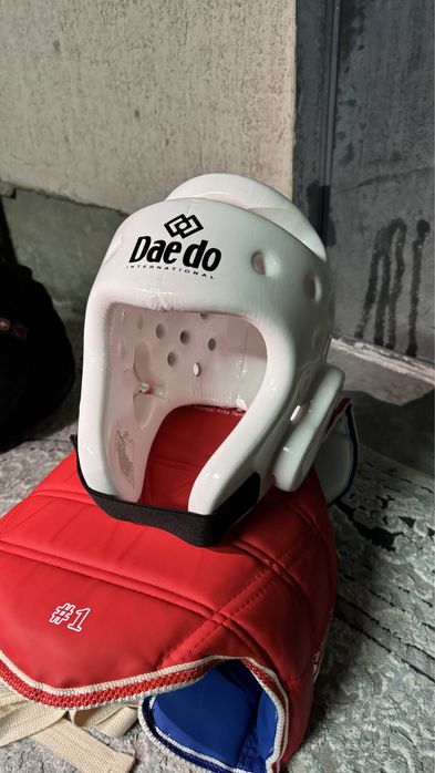 Шлем нагрудник для карате