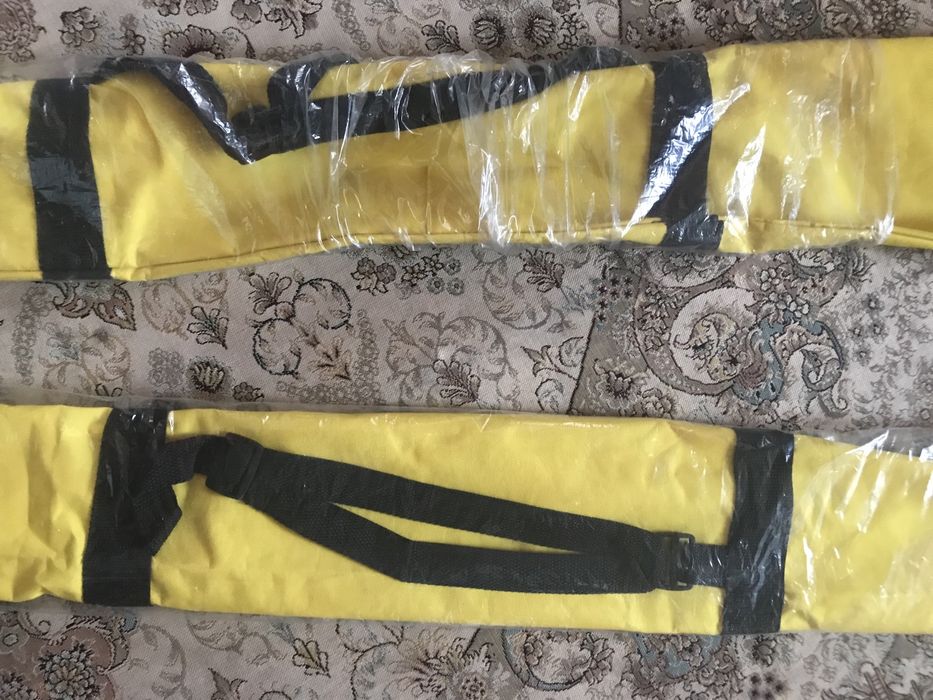 Продам два новых чехла