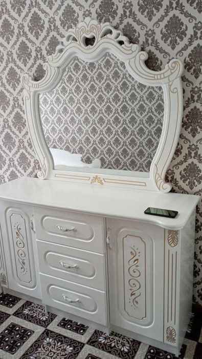 Krovat, tryumo va tumba+matras /oxirigacha o'qing