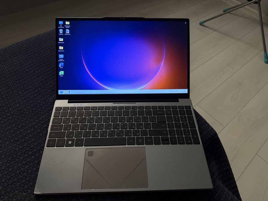 Ноутбук Castom GS-E 157D