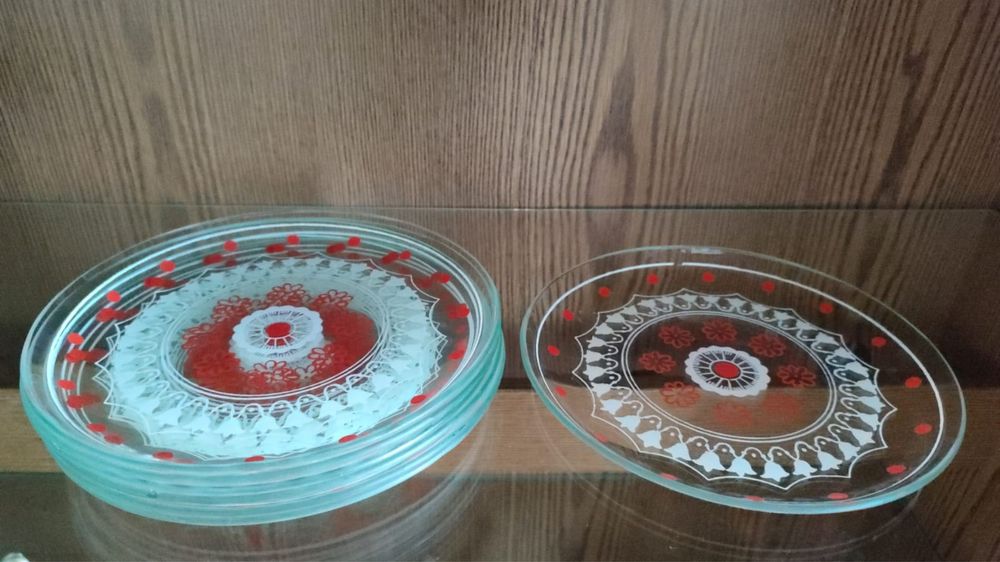 Продам тарелки