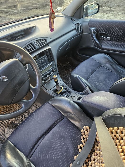 Vând Renault laguna