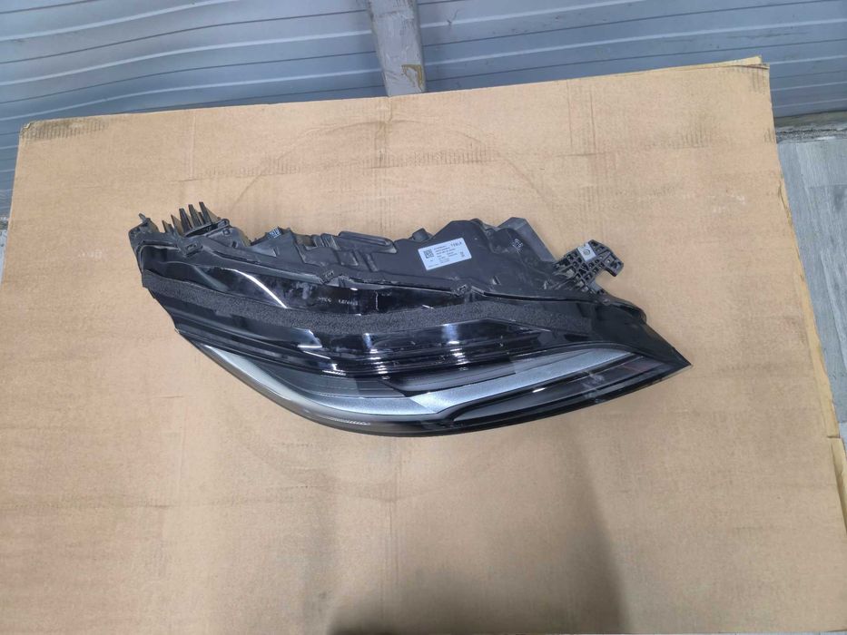 Far dreapta Tesla Model 3 Facelift Full LED An 2023 - 2026 cod  1760889-00-F