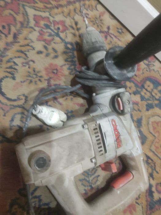 Перфоратор в хорошем состоянии