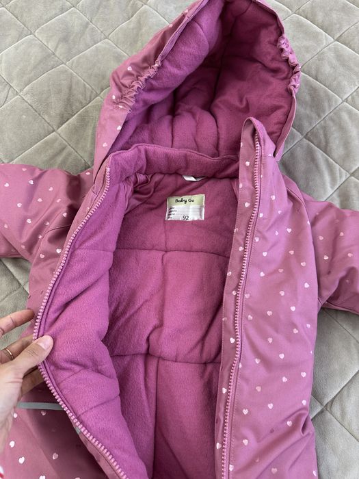 Продам зимний комбез для девочек