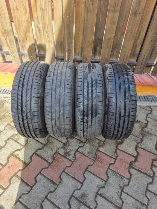 vand cauciucuri de vara Bridgestone