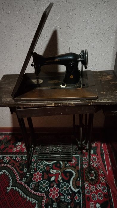 Тикув машинкаси сотилади