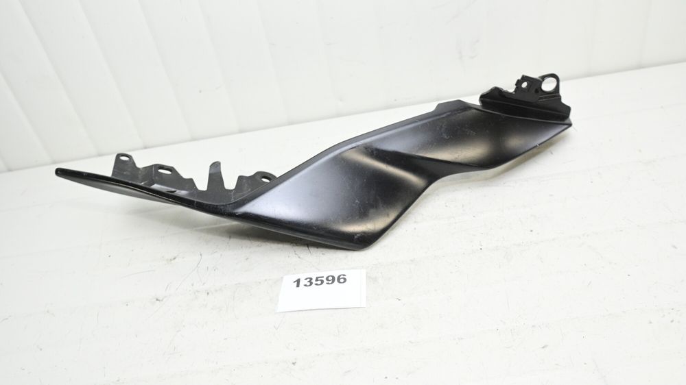 Carena Codita Spate Stanga Yamaha YZF-R125 2023 - 2025