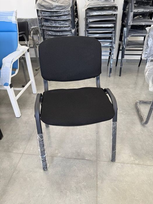 Офисное стулья изо