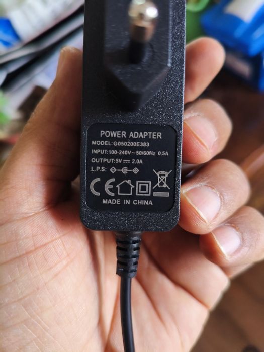 Smart box mi box pult hamda HDMI & pitaniya kabellari