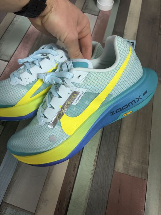 Nike ZoomX Ultrafly 43
