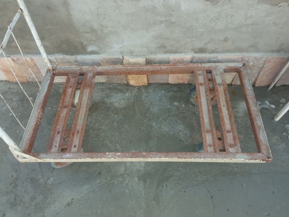 Aravacha sotiladi yuradi