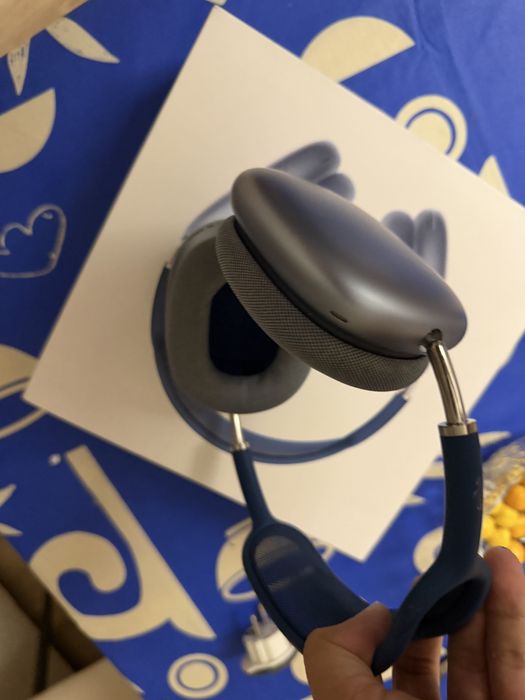 AirPods Max 1gen Blue