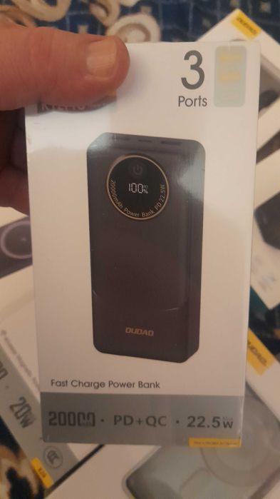 baterie externa powerbank 10000 20000 30000 80000 , magsafe wireless , noi sigilate
