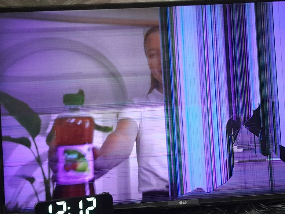 Телевизор LG продам