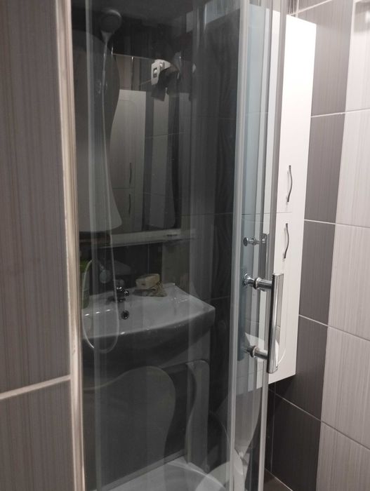 Продавам двустаен обзаведен апартамент в кв. Младост 1 - 135000 евро