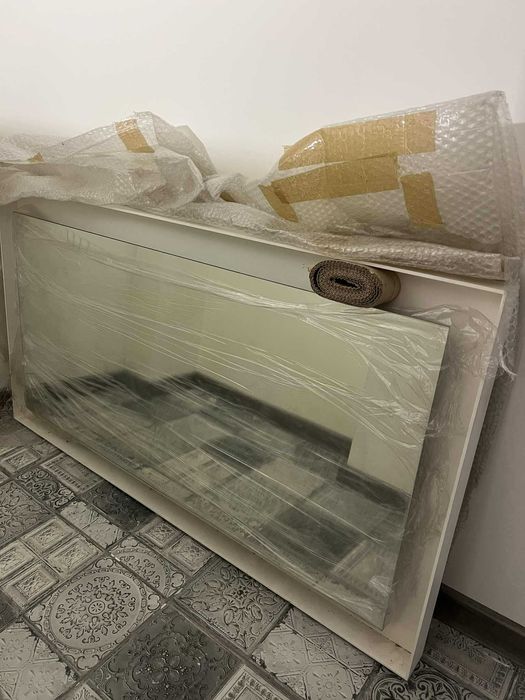 Огледало с вградено LED осветление  за баня