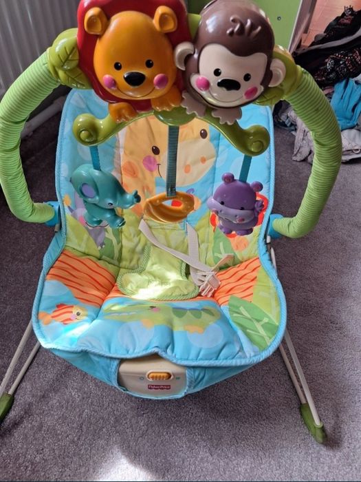 Vând tot ce se vede în imagine.