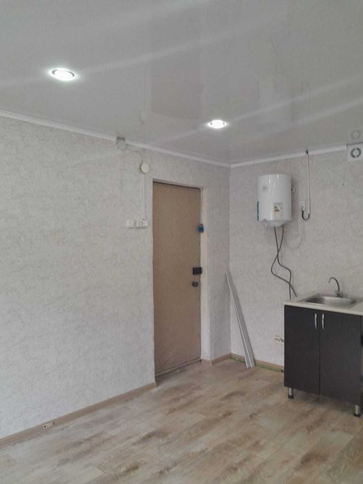Продам комнату в общежитии на Изюминке