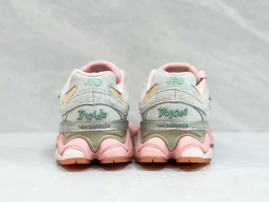 Нови дамски маратонки New Balance 9060 “Inside Voices Baby Shower Blue