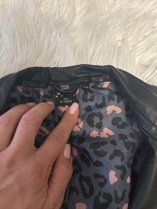 Чисто ново черно кожено яке