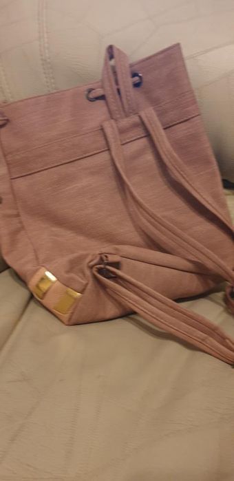 Чисто нова раница