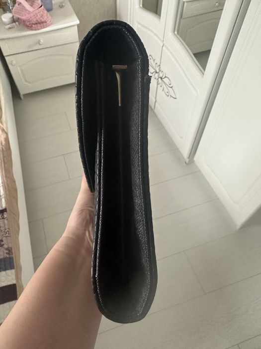 Клатч сумка на цепочке