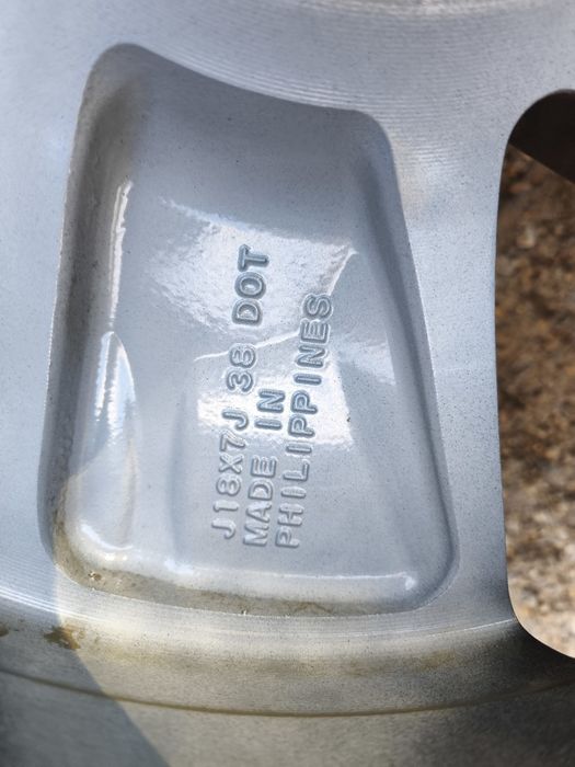 18" 2броя Оригинални алуминиеви джанти за Mitsubishi Asx.