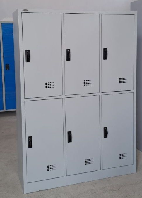 Шкаф металлический для сменной одежды. 1800х1200х400 мм.