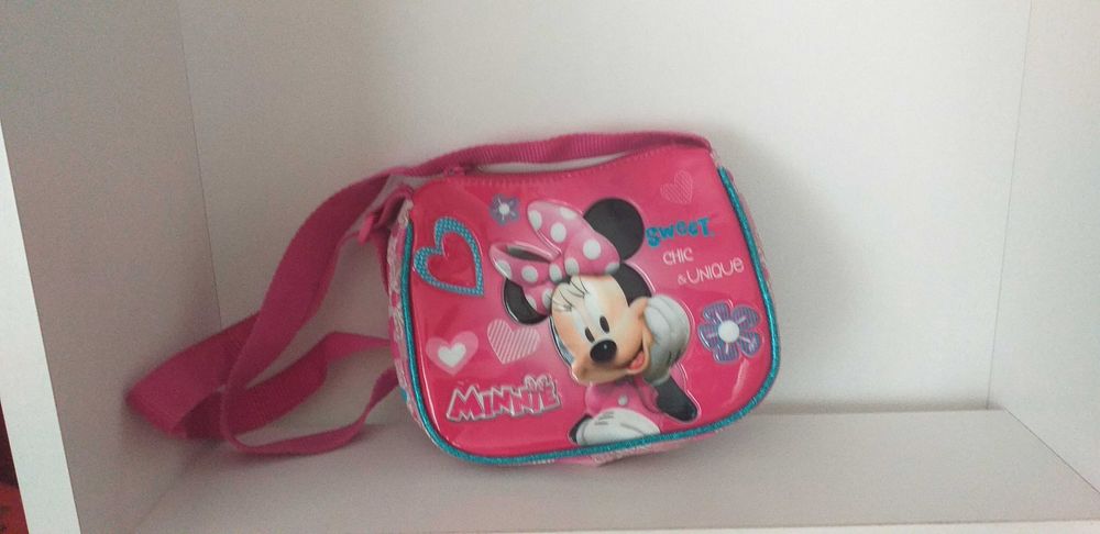 Детски разнообразни модели чанти-20-25лв.брой