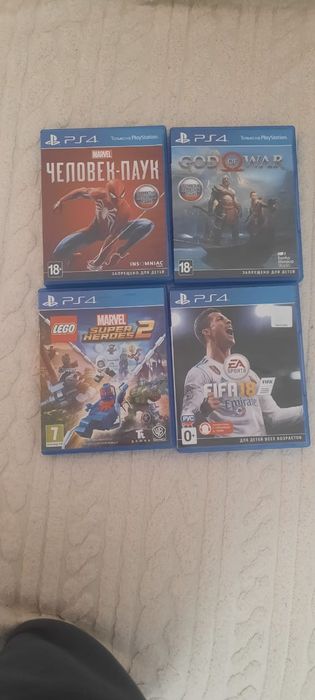 PS4 в очень хорошем состоянии