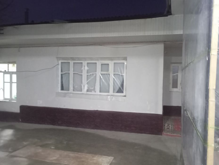 Yunusobod 19 kv yaqinida Sabzavot mahallasida arkadan 900 m kirganda