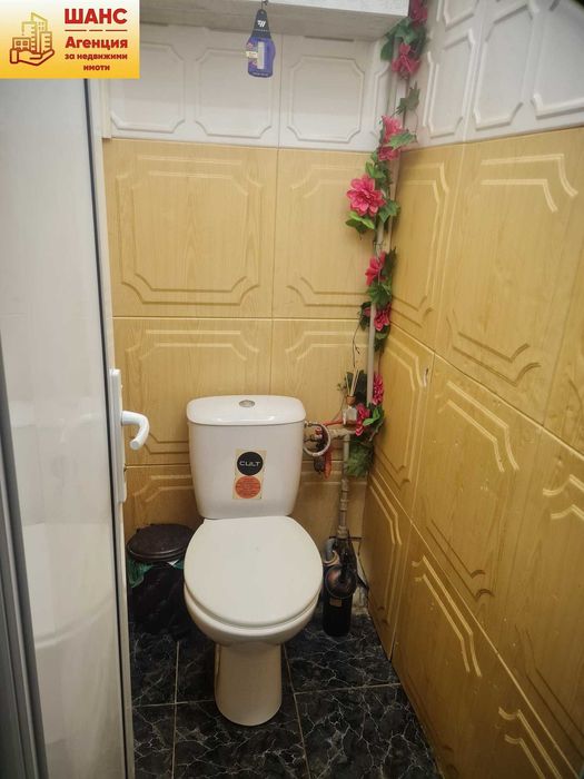 ж.к. Сторгозия  - тристаен