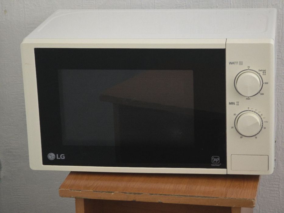 Микроволновка LG