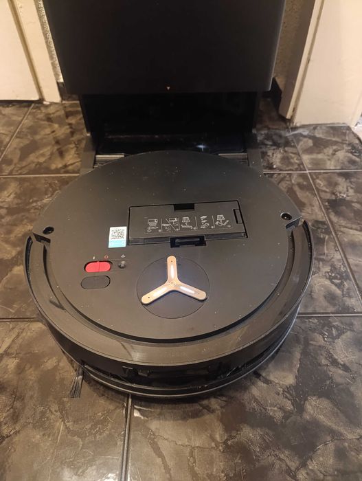 Прахосмукачка робот Ecovacs Deebot X8 Pro Omni (18.000Pa)