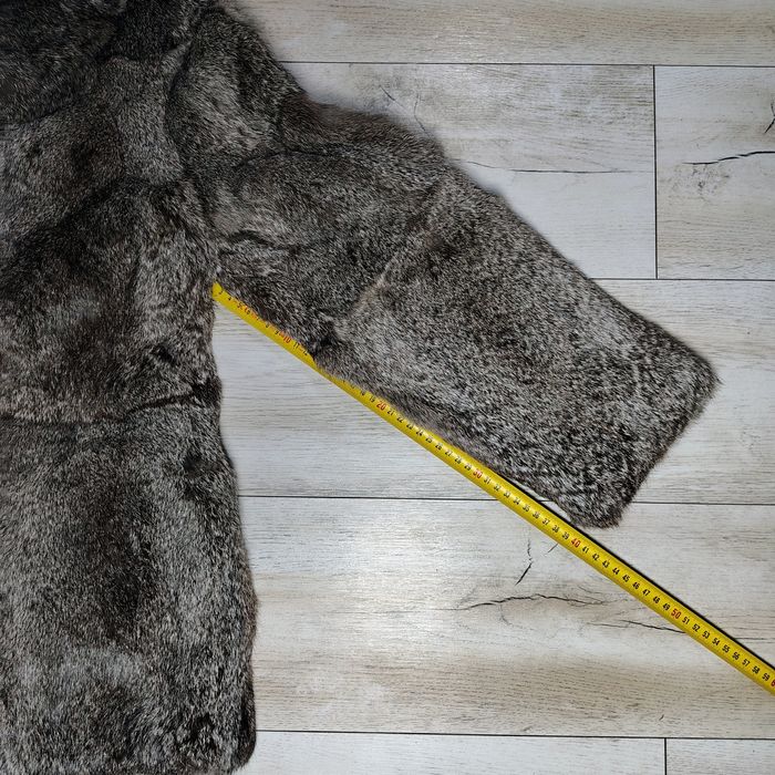 Haină de blană naturală de iepure