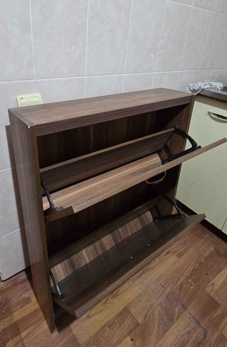 Продам  обувницу