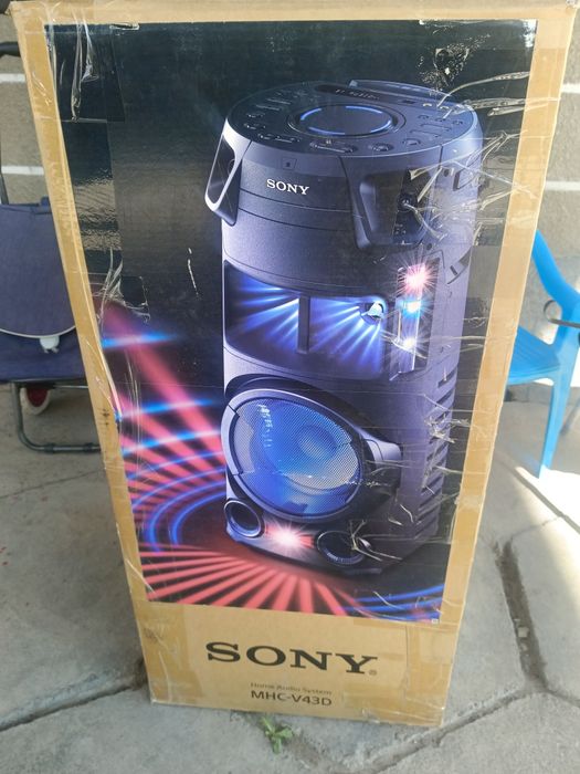 Музыкальный центр