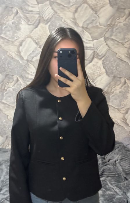 Женский пиджак.