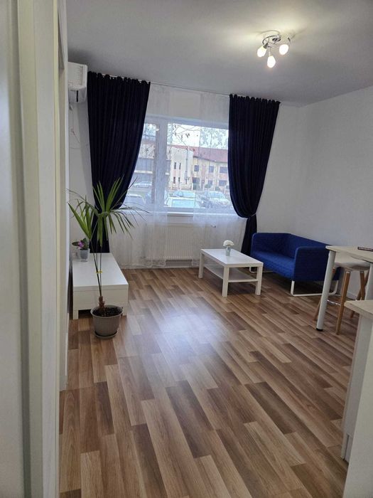 Dau in chirie apartament tip studio in Prima Universitatii