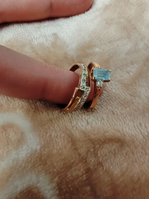 Золотые кольца. Размер 17,5-18.