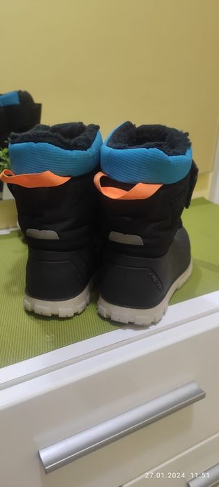 детски  апрески Decathlon 25 28