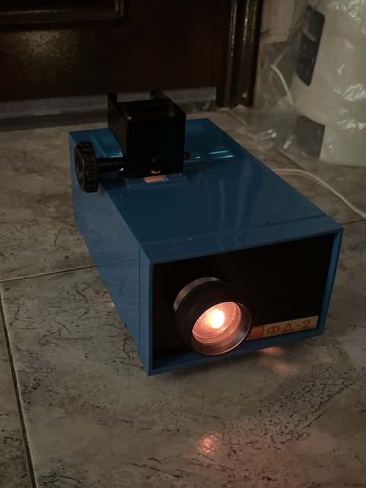 Работещ прожектор фд-2 + 6 ленти